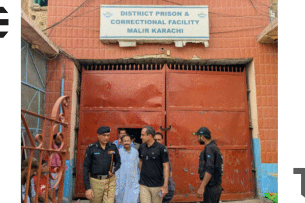 Over 200 Inmates Escape Karachi Prison After Earthquake Sparks Chaos Over 200 Inmates Escape Karachi Prison After Earthquake Sparks Chaos